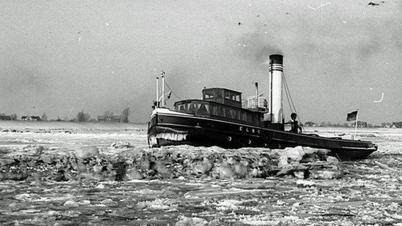 Historisches Foto der "Elbe" aus den 1950er-Jahren  