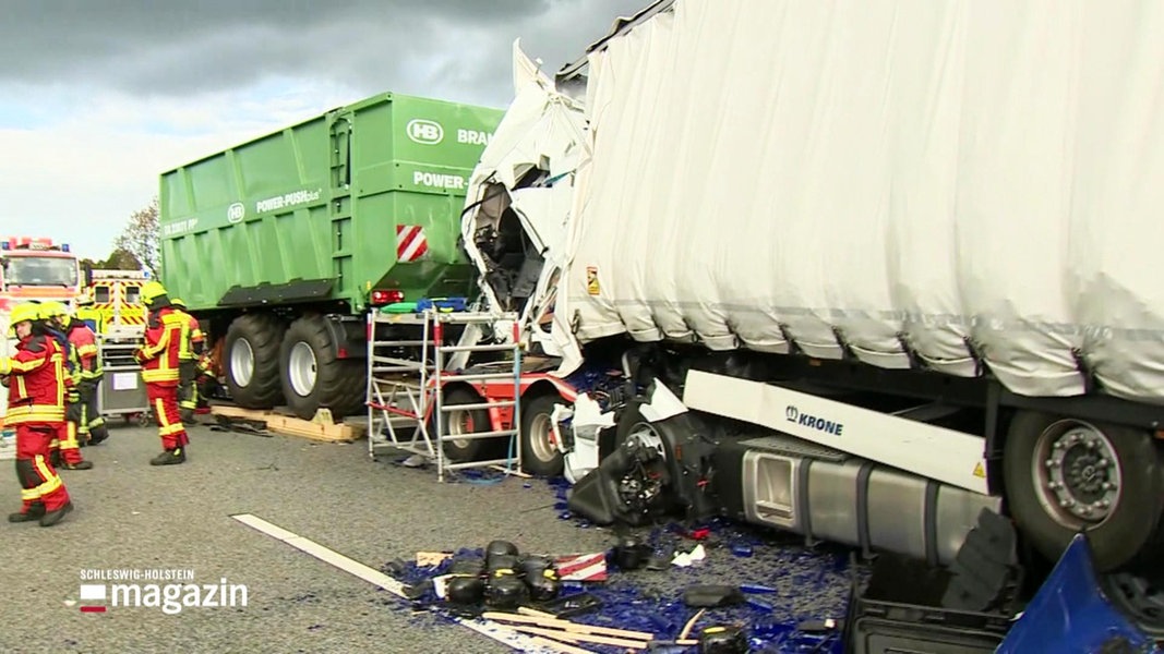 Drei Verletzte Bei Lkw Unfall Auf Der A Ndr De Fernsehen