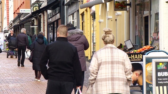 Eine Einkaufsstraße in Dänemark. © Screenshot 