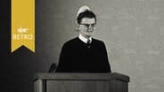 Eine Nonne hält eine Ansprache (1961)  