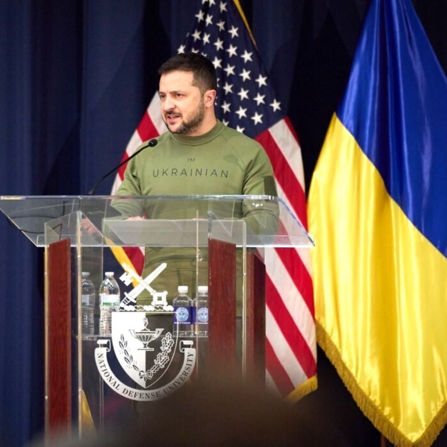 Wolodymyr Selenskyj, Präsident der Ukraine, hält eine Rede in Washington © picture alliance / Anadolu | Ukrainian Presidency 