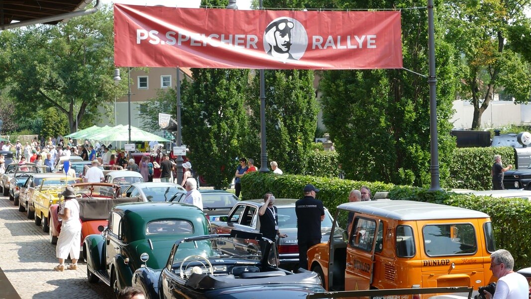 Einbecker Oldtimertage Rallye Und Korso In S Dniedersachsen Ndr De