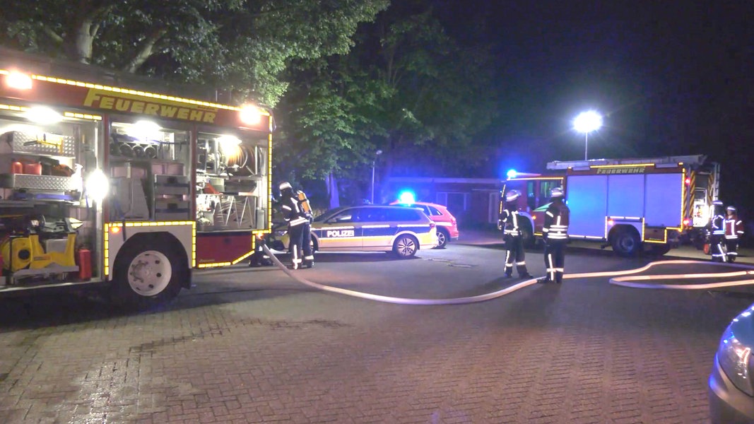 Erneuter Kellerbrand In Norden Mehrfamilienhaus Evakuiert Ndr De