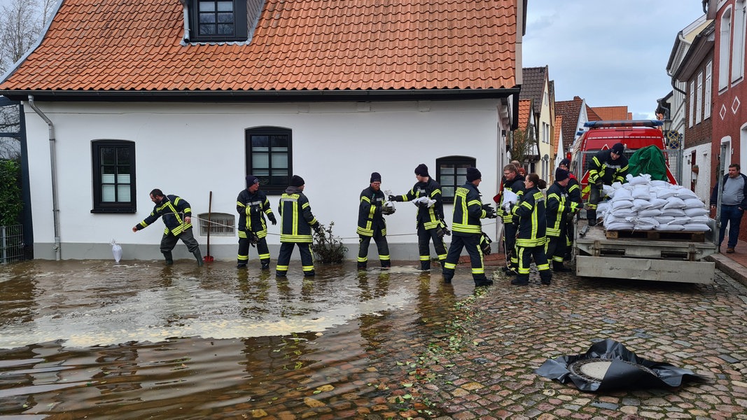 Feuerwehr Nordwesten Niedersachsens Jetzt Hochwasser Hotspot NDR De