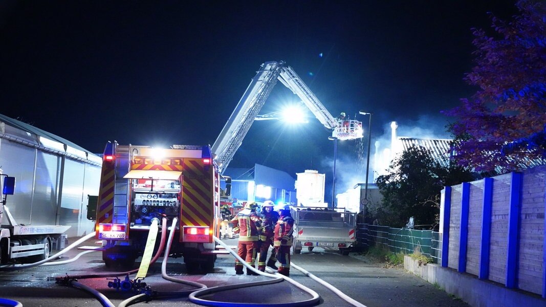 500 000 Euro Schaden Nach Brand In Fabrikhalle NDR De Nachrichten