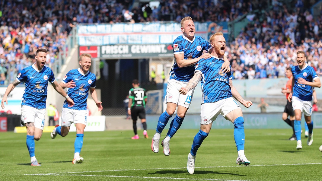 Hansa Rostock Feiert Erl Senden Sieg Im Abstiegskampf Ndr De Sport