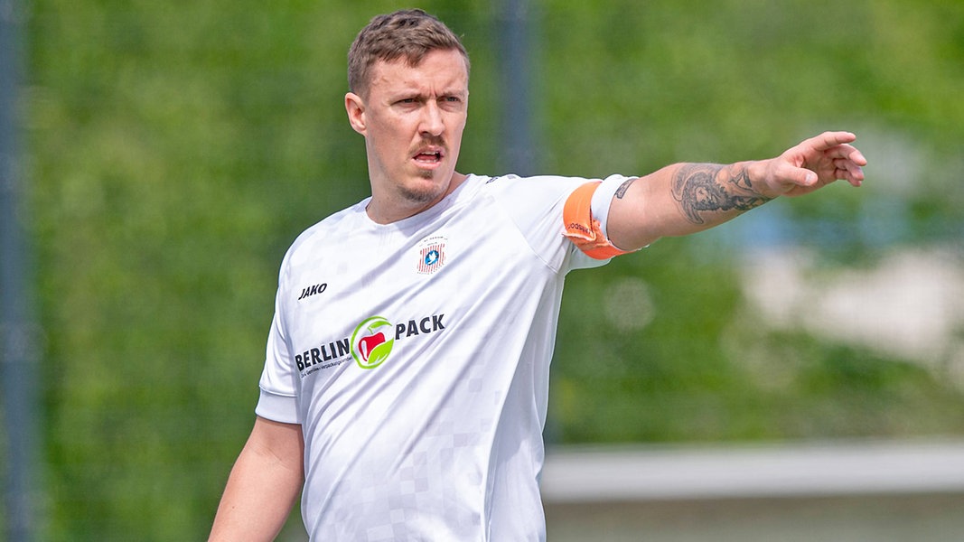 Max Kruse In Der Kreisliga Brennende F E Und Zu Schnelle Gegenspieler