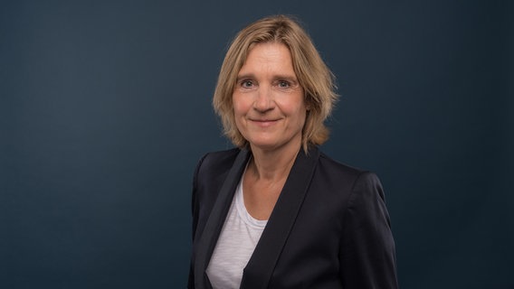 Eine Portraitaufnahme von Ilka Steinhausen. © NDR/Ralf Pleßmann Foto: Ralf Pleßmann