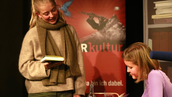 Caroline Wahl und Katja Weise (von links) © Astrid Vatnika Foto: Astrid Vatnika