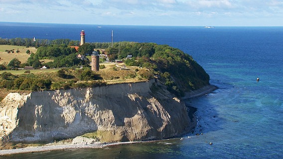 Steilküste und Leuchttürme am Kap Arkona auf Rügen. © NDR/Manfred Schulz TV & Film 