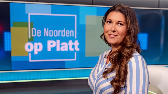 De Noorden op Platt: Moderation Vanessa Kossen. © NDR/Michael Uphoff 