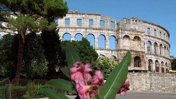 Blick auf das römische Amphitheater in Pula in Istrien. © NDR/HR 