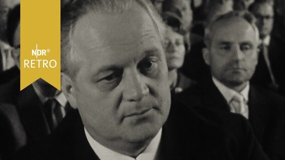Bundesforschungsminister Kurt Schmücker 1965  