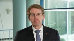 Der schleswig-holsteinische Ministerpräsident Günther im Interview