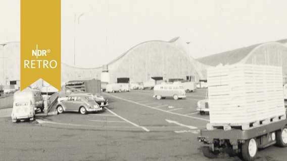 Silhouette der Hamburger Großmarkthallen 1964  