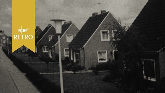 Eine der als schönste Siedlung Niedersachsens prämierte Wohnstraße 1964  