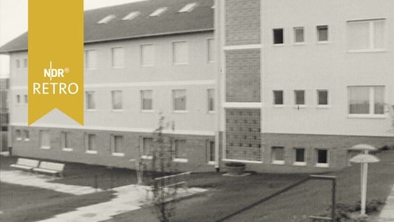 Neubau einer Altenwohnanlage in Hildesheim-Himmelstür 1964  
