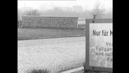 Mauer mit der Aufschrift Reichsautobahn.  