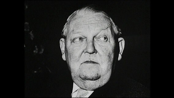 Ludwig Erhard im Porträt.  