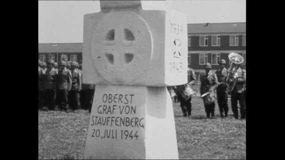 Ein Denmal zum Gedenken an Stauffenberg  