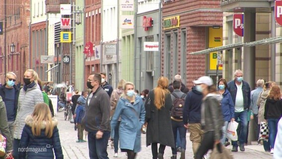 Volle Einkaufsstrassen im Kreis Vorpommern-Rügen 