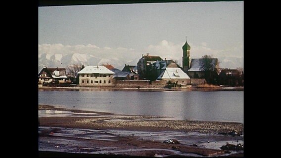 Aufnahme der Halbinsel Wasserburg im Bodensee (Archivbild).  