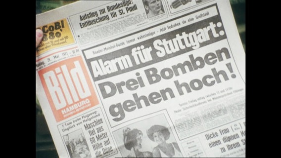 Die Titelseite der Bild-Zeitung mit der Aufschrift "Alarm für Stuttgart: Drei Bomben gehen hoch!" (Archivbild).  