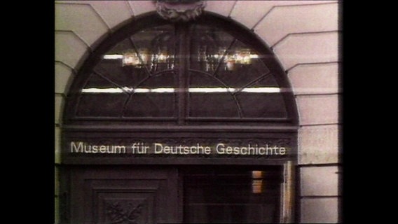 Der Eingang des Museums für Deutsche Geschichte in Berlin (Archivbild).  