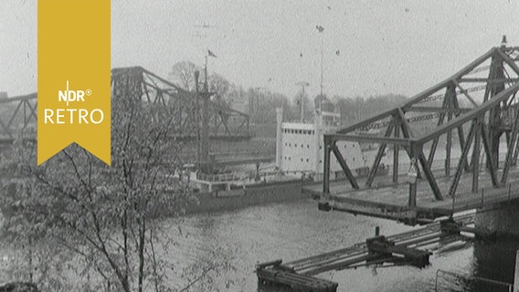 Brückenbaustelle am Nord-Ostsee-Kanal 1963  