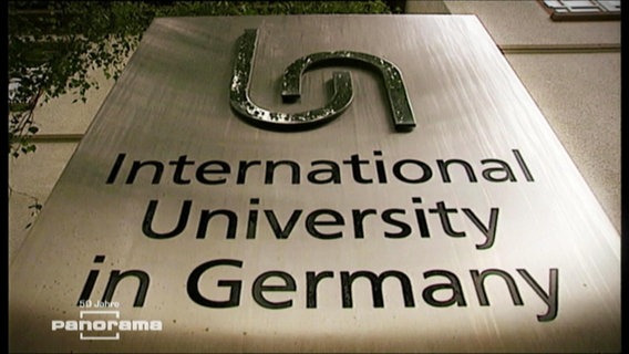 Logo der International University in Germany  