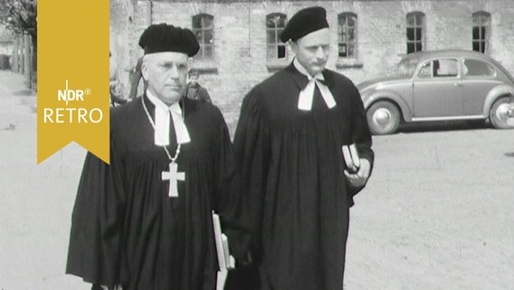Pastor Reinhard Augustin und Bischof Reinhard Wester (1963)  