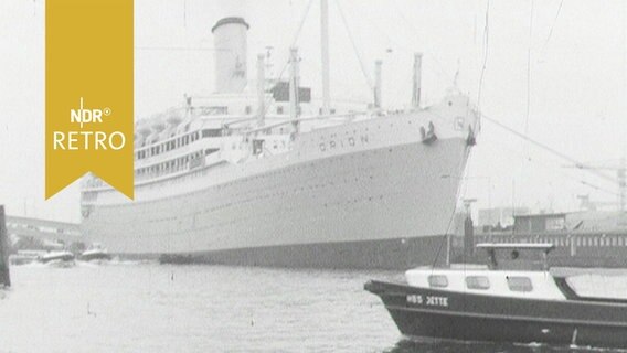 Hotelschiff "Orion" im Hamburger Hafen 1963  
