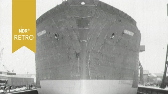 Bug des Turbinentankers "Jalta" in der Kieler Werft (1964)  