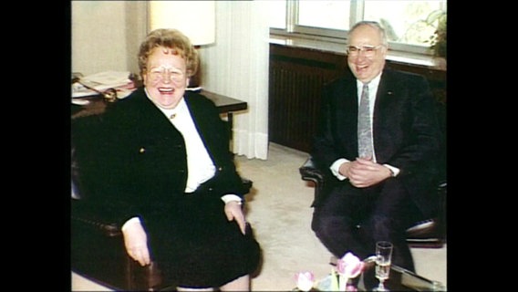 Agnes Hürland-Büning und Helmut Kohl  