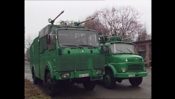 Wasserwerfer der Polizei  