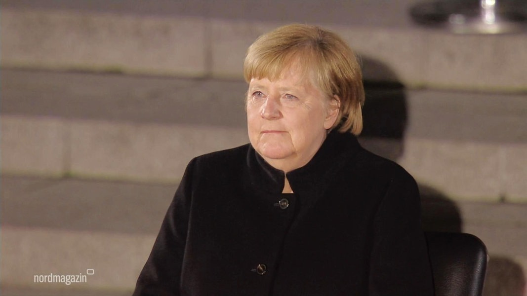 du hast den farbfilm vergessen fur angela merkel ndr de fernsehen sendungen a z nordmagazin