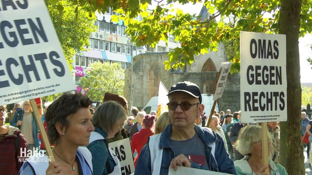 Menschen In Hannover Demonstrieren Für Soziale Gerechtigkeit | NDR.de ...