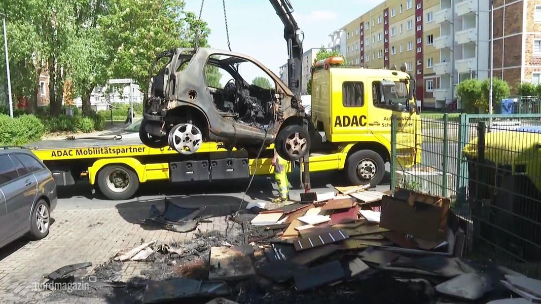 Rostock: Polizei Ermittelt Wegen Verdachts Auf Brandstiftung | NDR.de ...