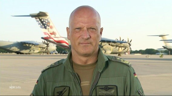 Chefinspekteur der Luftwaffe Ingo Gerhartz äußert sich zum NATO Großmanöver "Air Defender 23". © Screenshot 