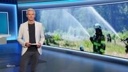 Thorsten Schröder moderiert NDR Info um 17:00 Uhr. © Screenshot 