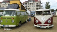 Zwei VW Busse bei dem Bulli-Festival auf Fehrmarn. © Screenshot 
