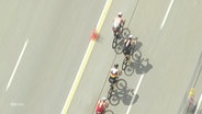 Luftaufnahme von Radfahrern. © Screenshot 