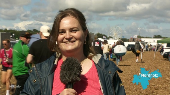 Reporterin Maren Bruns auf dem Deichbrand-Festival. © Screenshot 