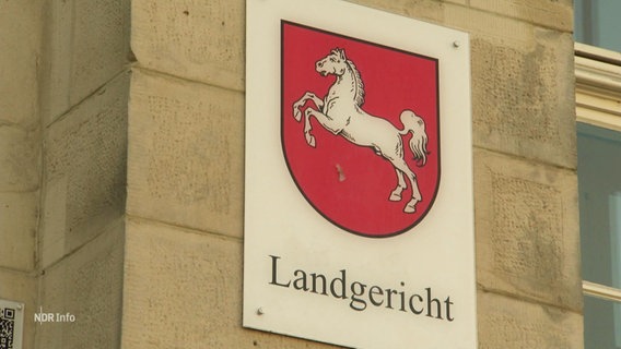 Ein Schild des Landgerichtes Niedersachsen. © Screenshot 