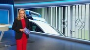 Juliane Möcklinghoff moderiert NDR Info um 17:00 Uhr. © Screenshot 