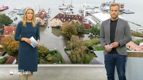 Gabie Lüeße und Henrik Hanses moderiert das Schleswig-Holstein Magazin. © Screenshot 
