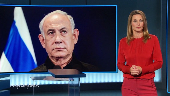 Moderatorin Anja Reschke im Studio von Panorama, links neben ihr ein Foto von Benjamin Netanjahu. © Screenshot 