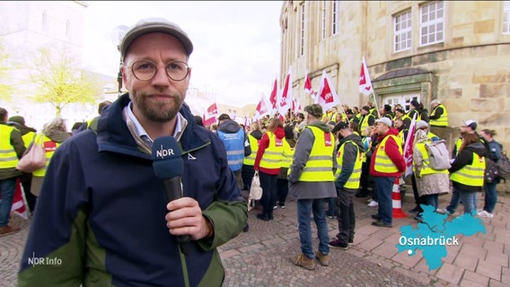 Reporter Andi Gervelmeyer live zugeschaltet aus Osnabrück. © Screenshot 