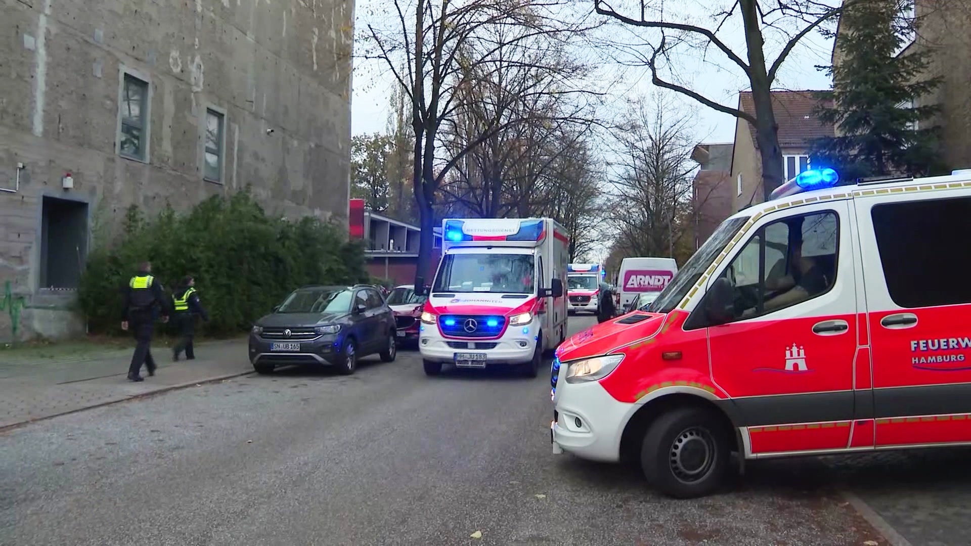 Hamburg: Sechsjähriges Kind stürzt aus sechstem Stock