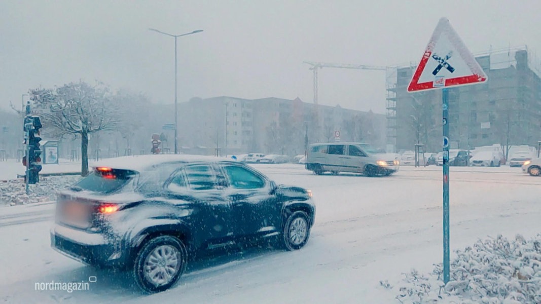 Wintereinbruch Sorgt Für Verkehrschaos | NDR.de - Fernsehen - Sendungen ...